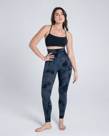 Look Stylish and Feel Comfortable with Cosmolle’s Yoga Sets