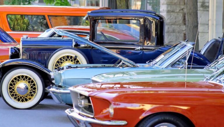 Antique Auto Insurance in Toronto: How to Safeguard Your Classic Car Investment